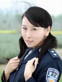 女公安局长之警界兰心